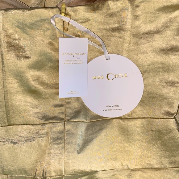 Miss Circle Gold Satin Jumpsuit - Picture 6 of 7